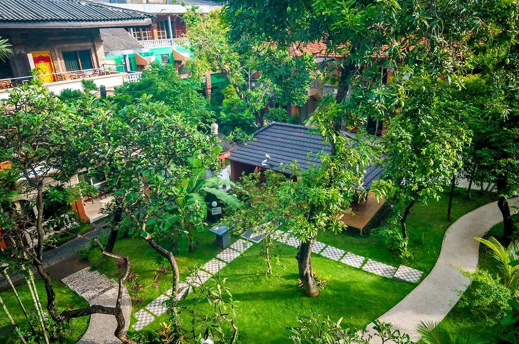 Отель Melasti Kuta Bungalows & Spa