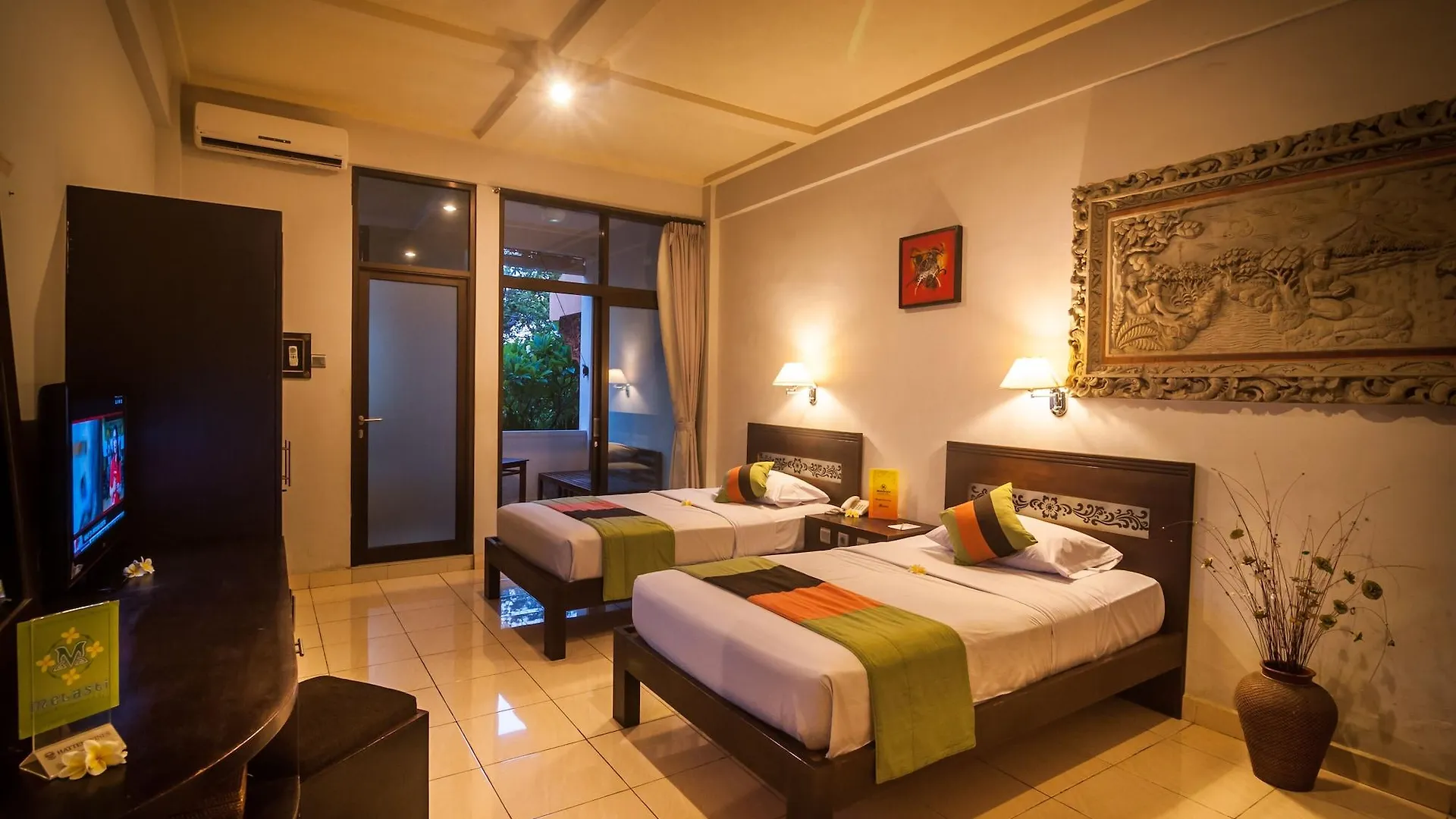 Отель Melasti Kuta Bungalows & Spa